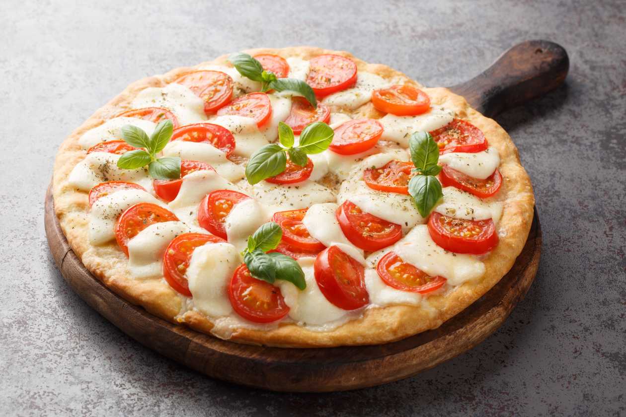 Pizza Caprese