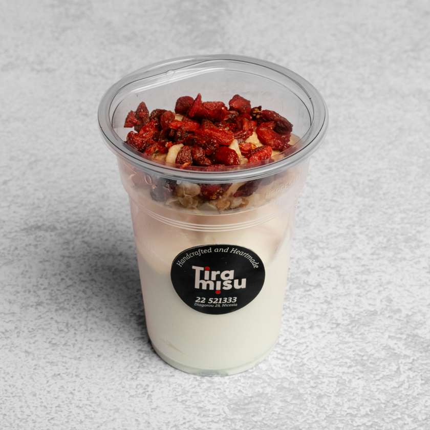 Yogurt With Goji Berries And Banana