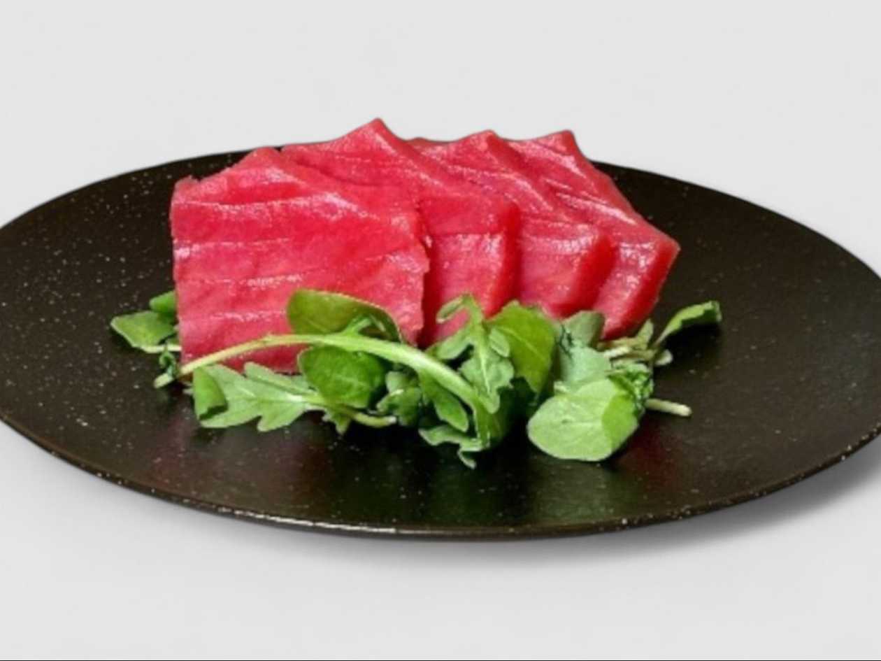 Tuna sashimi