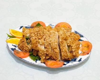 Galinha Frita com Amêndoas