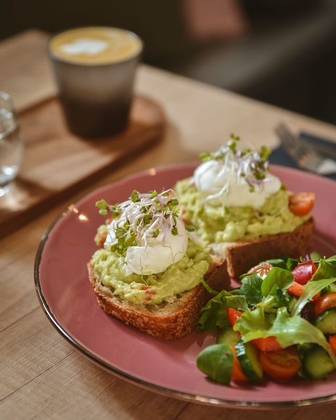 Avocado Bread with Poached Eggs and Vegetable Salad