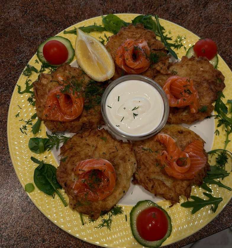 Kartupeļu pankūkas ar lasi