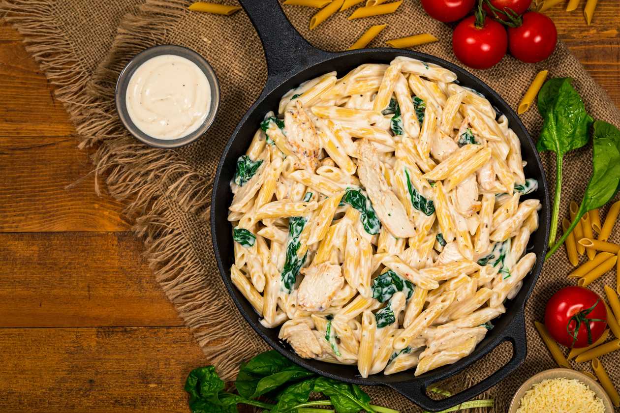 Chicken spinach pasta