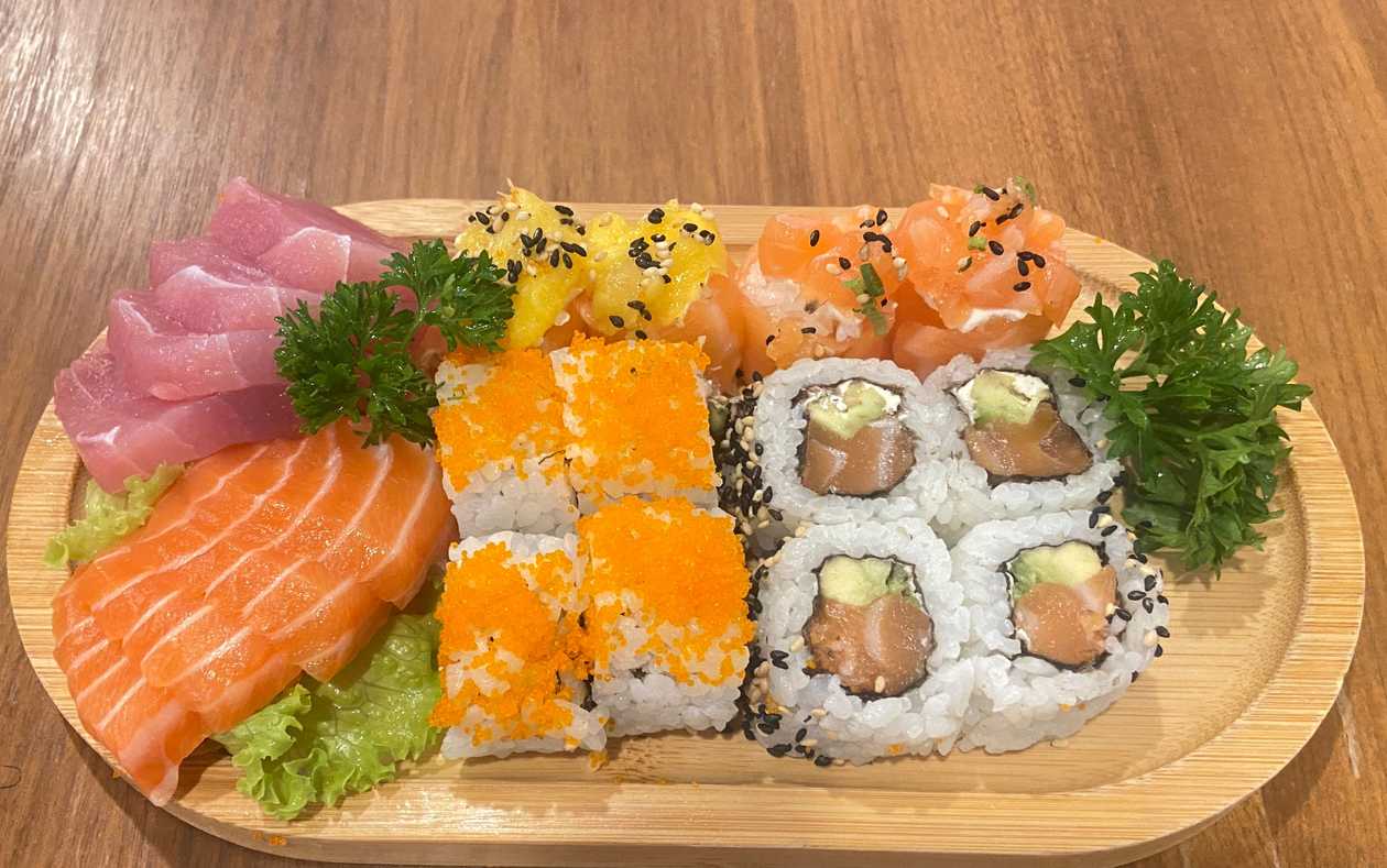 M52.Sushi e Sashimi 20pçs