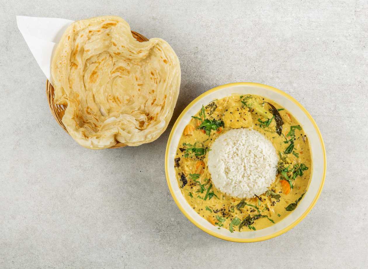70. Vegetable Korma