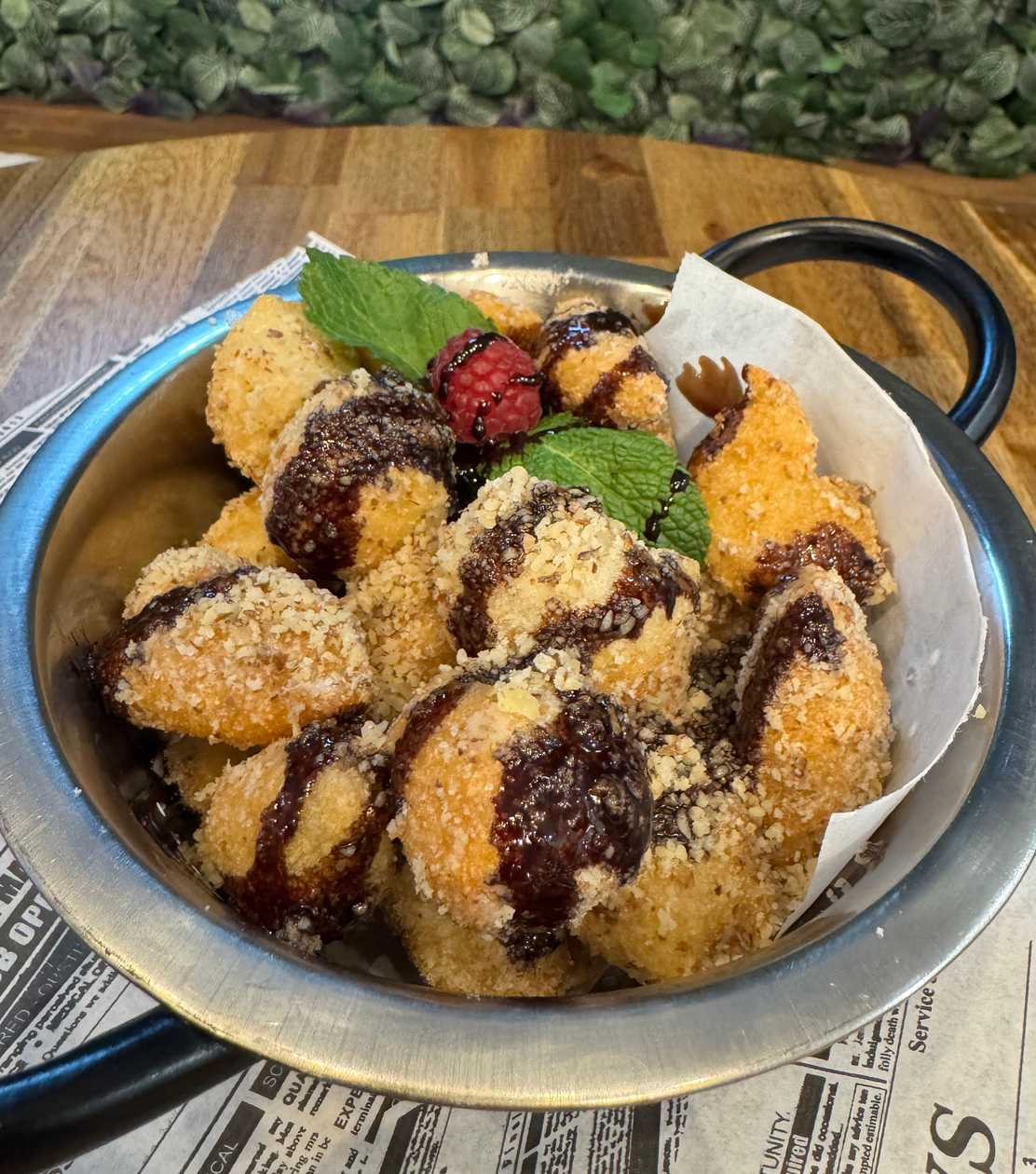 Langoska balls nuts