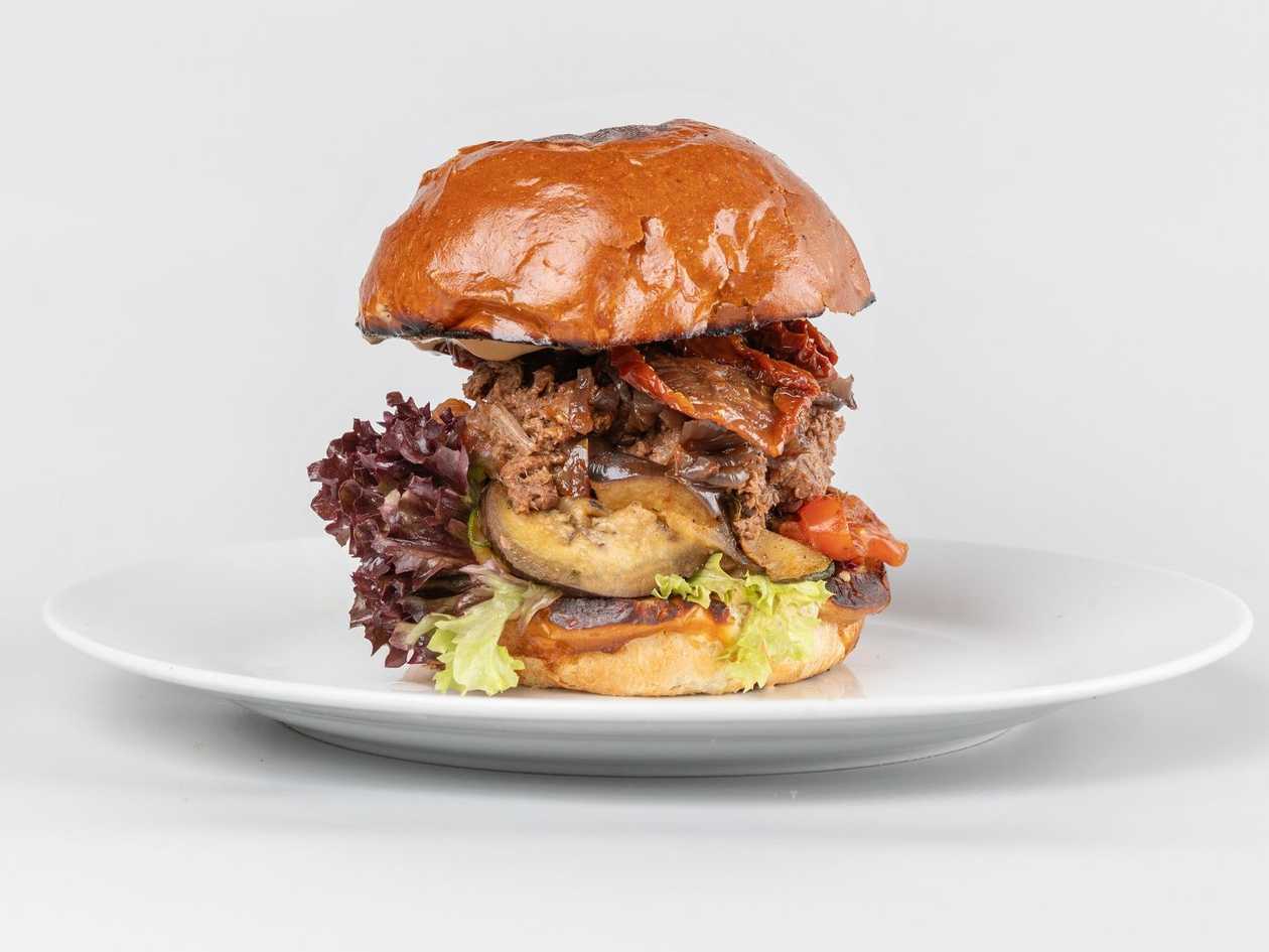 Barbecue VGRIL Burger, hranolky