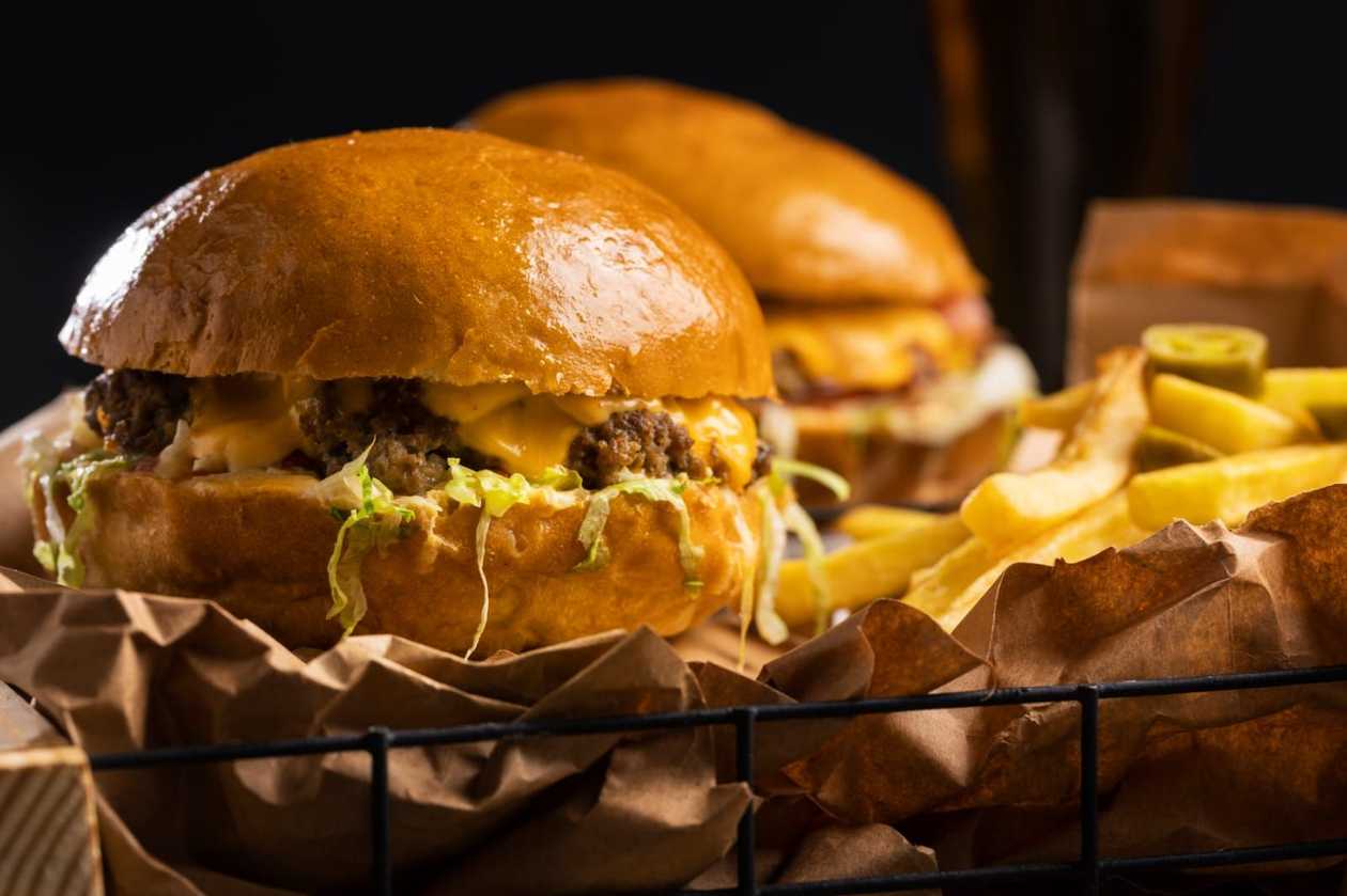 True Classic - Original CheeseBurger