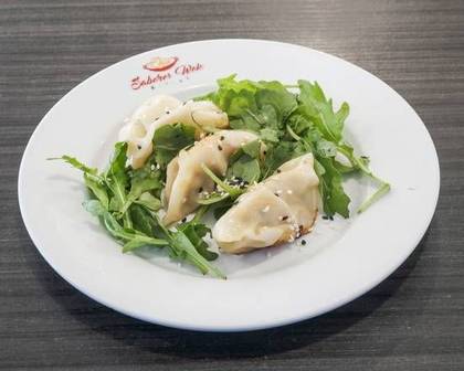 Gyoza (9 Pieces)
