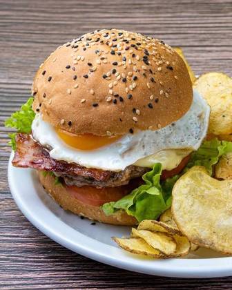 Câ Llûs Burger