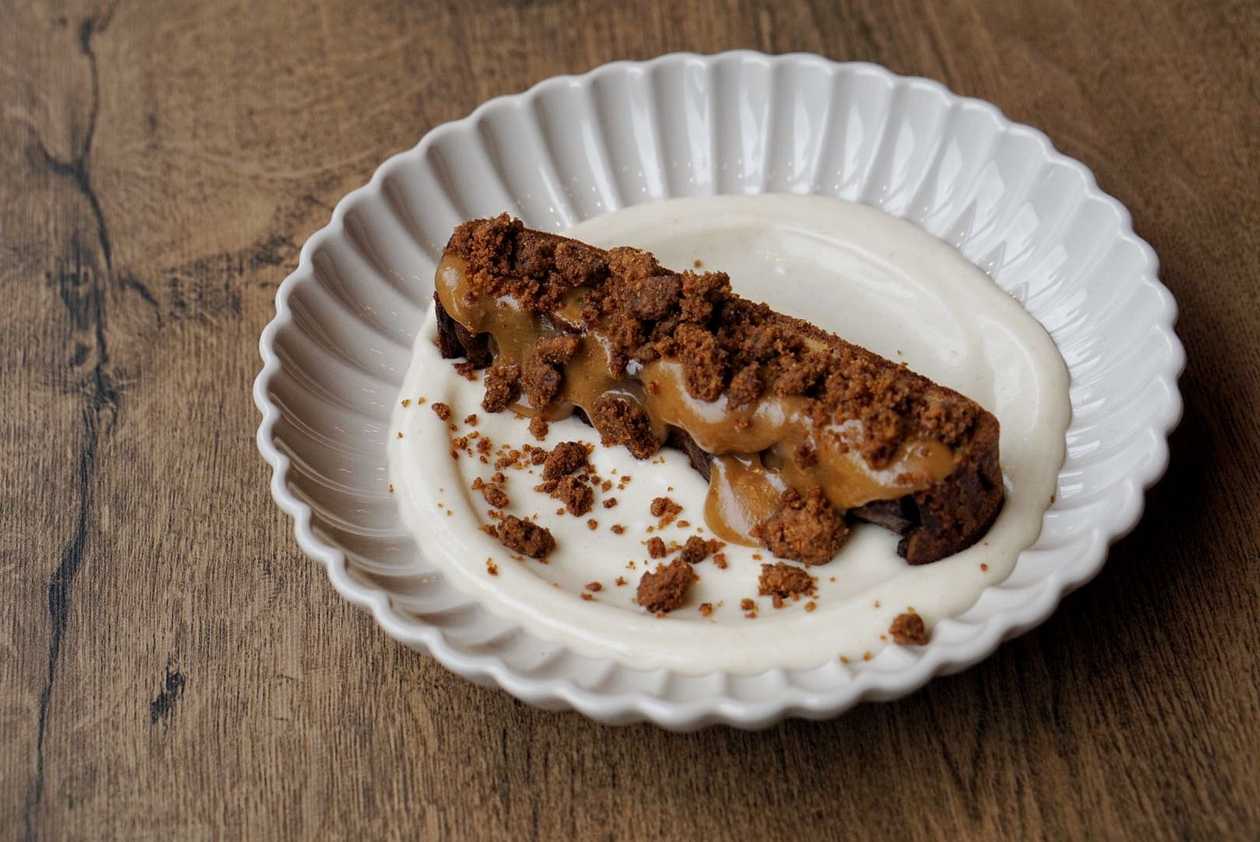 Signature Apple Cake