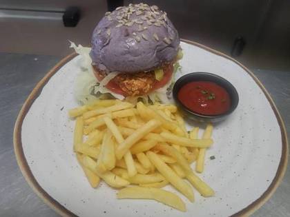 Finger Lickin' Chicken Burger