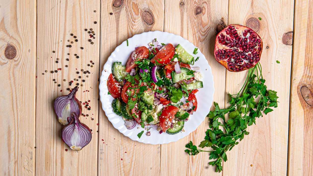 Bulgarian salad