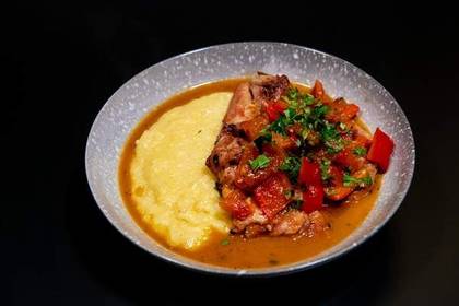 Chicken brine with mamaliguta