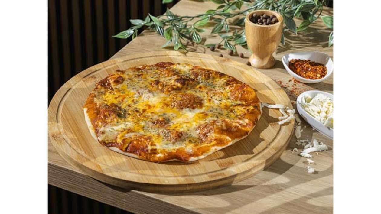 Pizza 4 cheese small