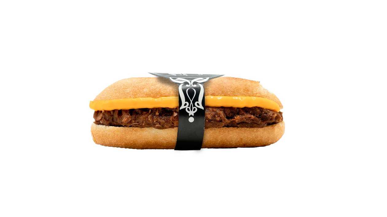 22. Pulled pork e molho cheddar