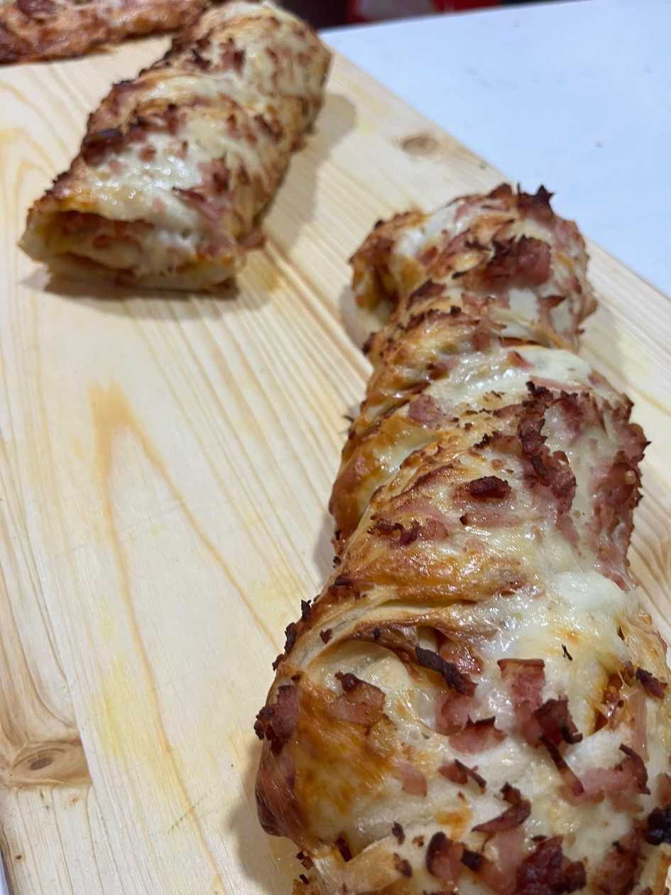 Pão com Chouriço e Bacon