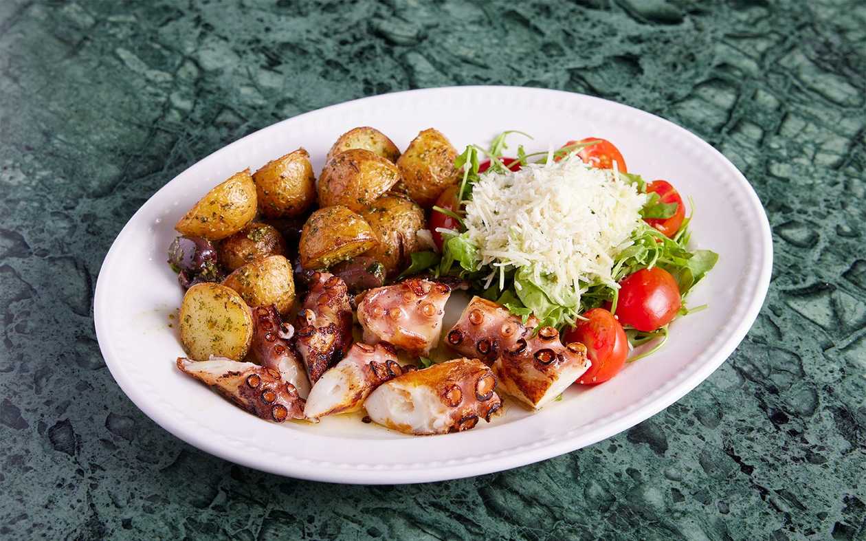 Caracatita la Gratar servita cu Cartofi Copti stropiti cu Ulei de Masline Cretan 430g