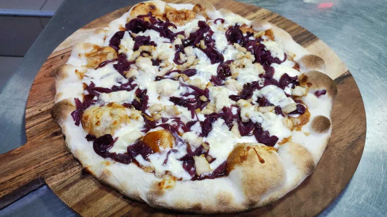BB Pizza (House Pizza)