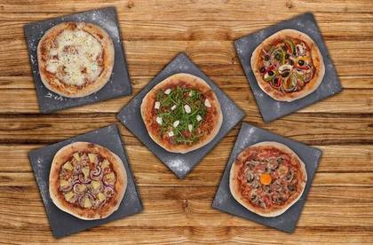 🎁 Menu para 2 - Escolha Duas Pizzas + Bebida!