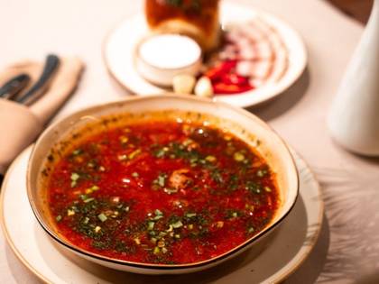 Borscht with Salo and Garlic Pampushki
