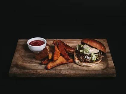 Burger with pulled duck