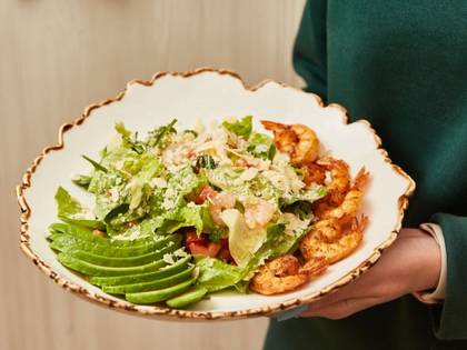 Avocado salad with tiger prawns and Parmesan