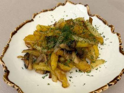 Fried Potatoes with Mushrooms