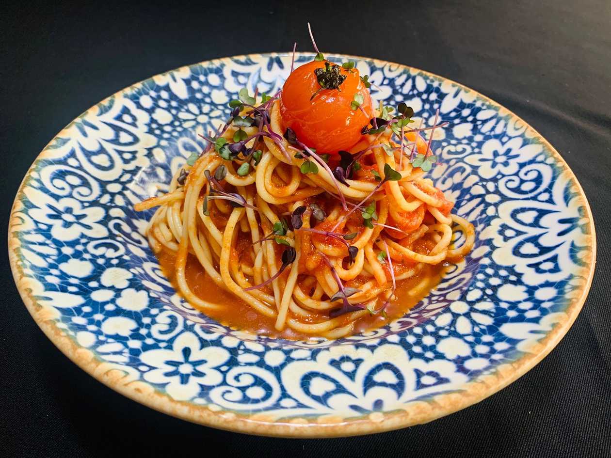 Spaghetti With Tomato Sauce