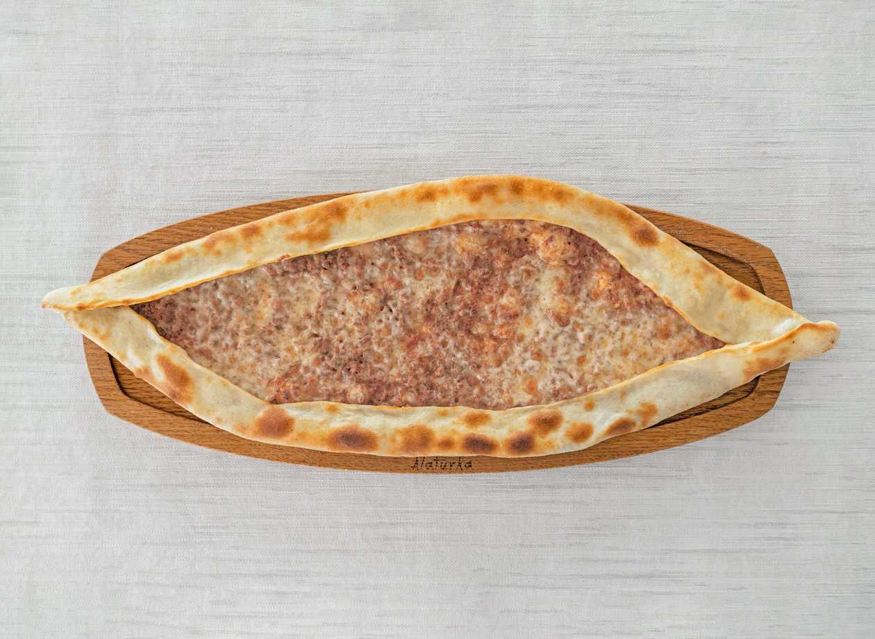 Pide with Veal