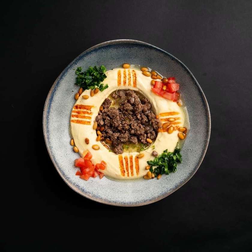 Hummus with Meat