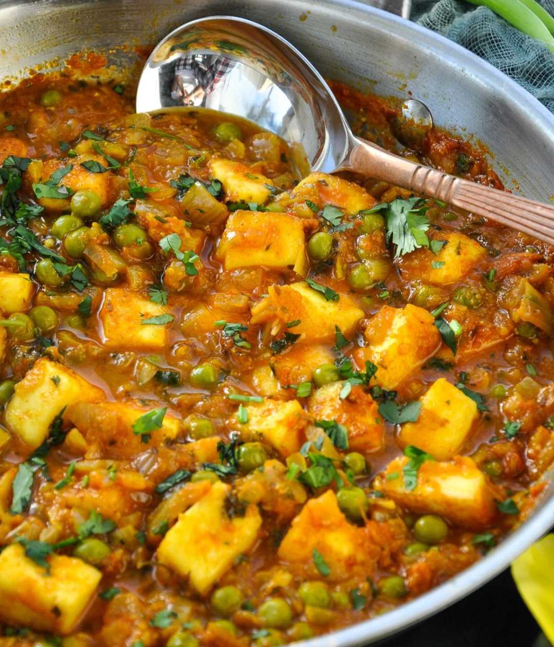 Mattar - Paneer ( Green peas - cheese curry)