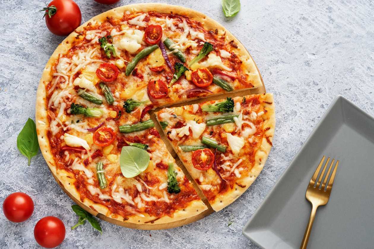 🎁 2 for 1 Vegetarian Pizza (Medium 13 inches)