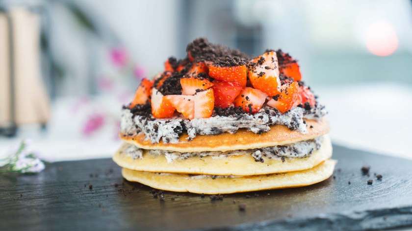 Cheesecake Oreo Pancakes