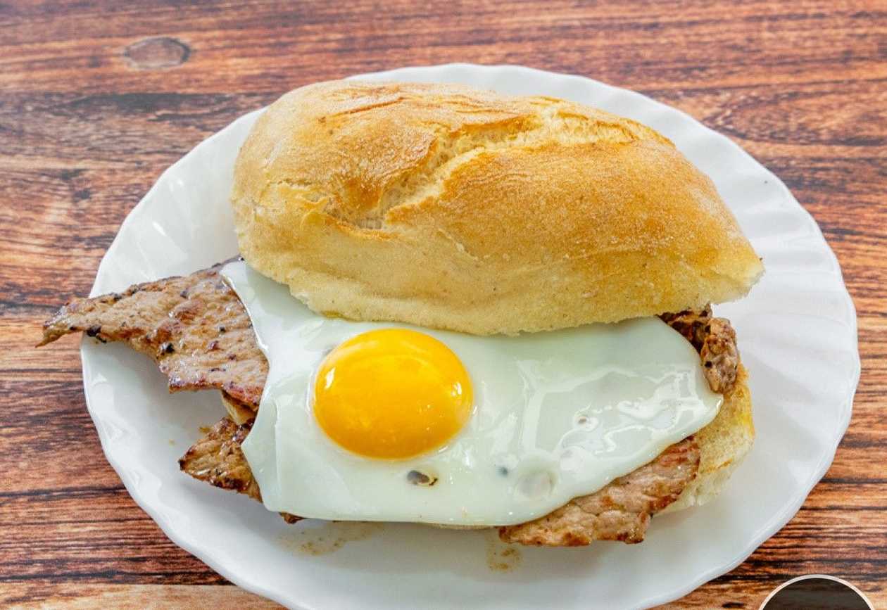 Steak Sandwich with Egg