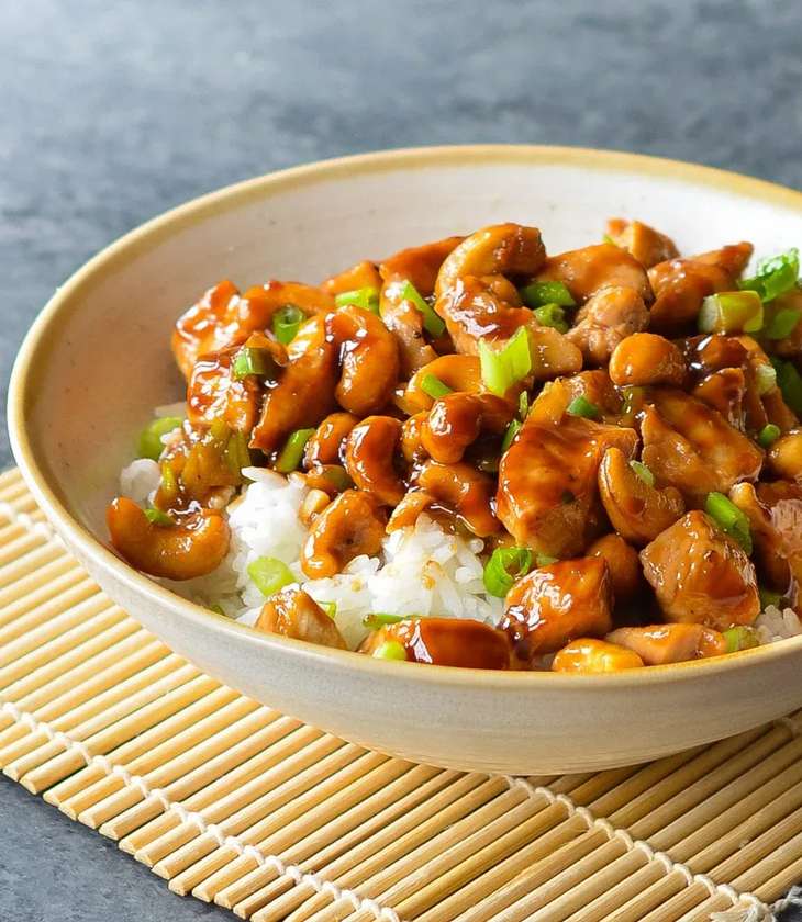 Cashew Schezwan Chicken