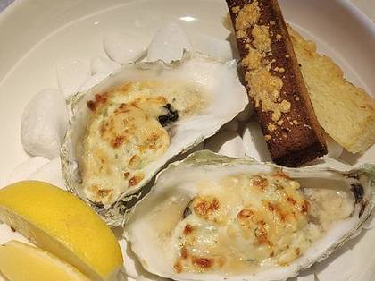 Baked Oysters in Cheese Sauce