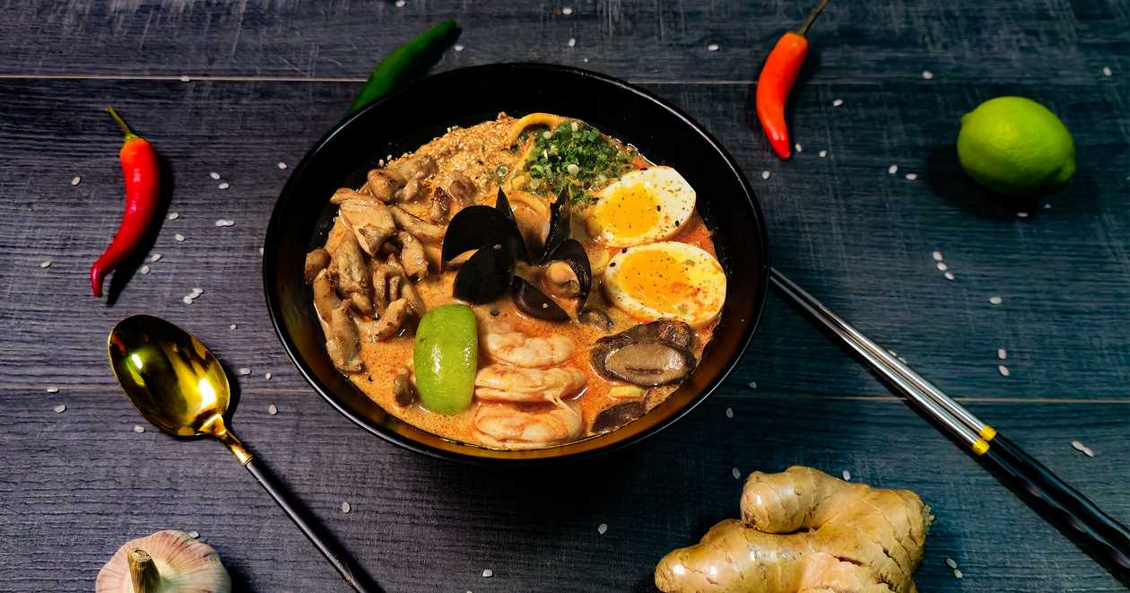 Special tom yum ramen
