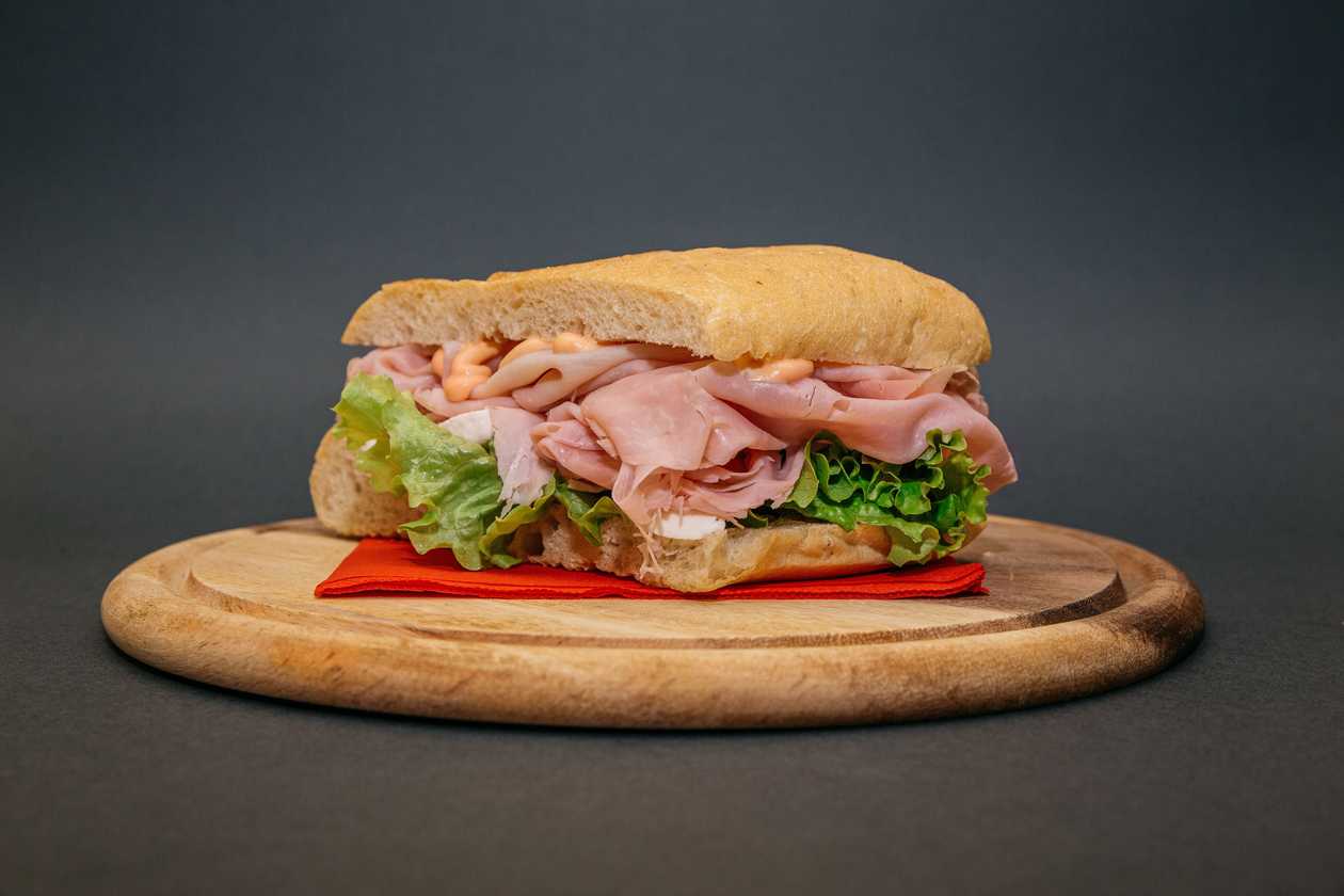 Toast with ham and cheese