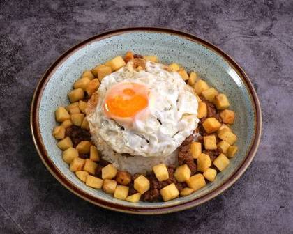 205. Macanese Minchee Beef Rice with Egg