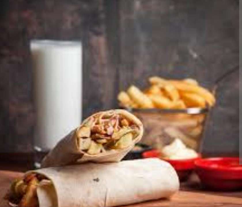 Toyuq şaurma lavaş