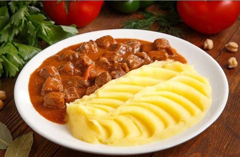 Ət yemeyi qarnirlə ( seçimlə)