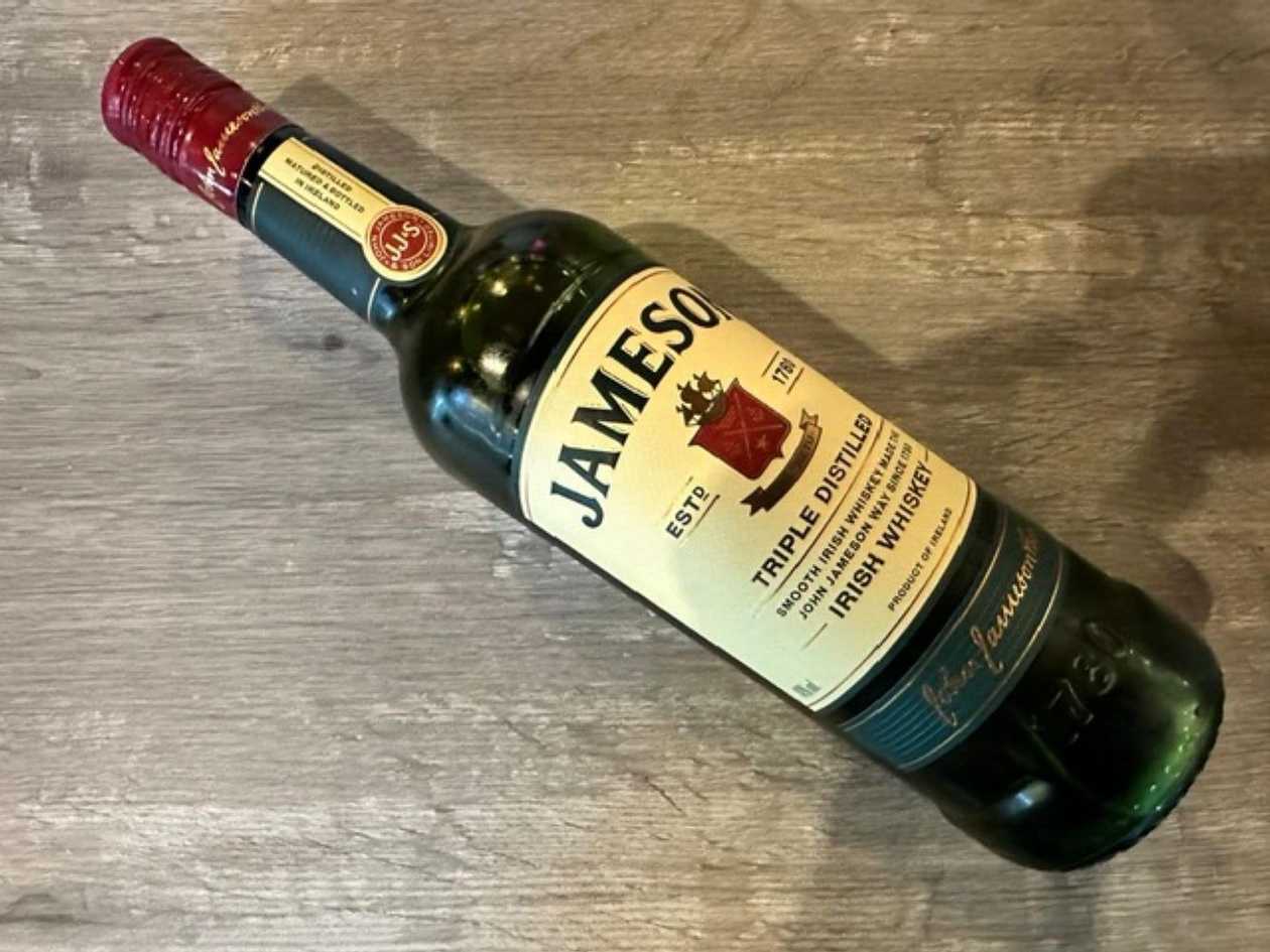JAMESON 0.7 L