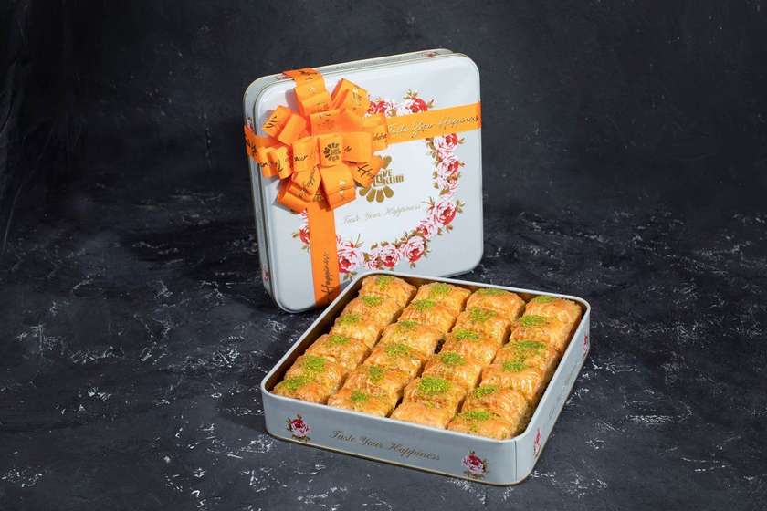 Fıstıqlı Özəl Kare Paxlava / Private Square Baklava with Pistachio