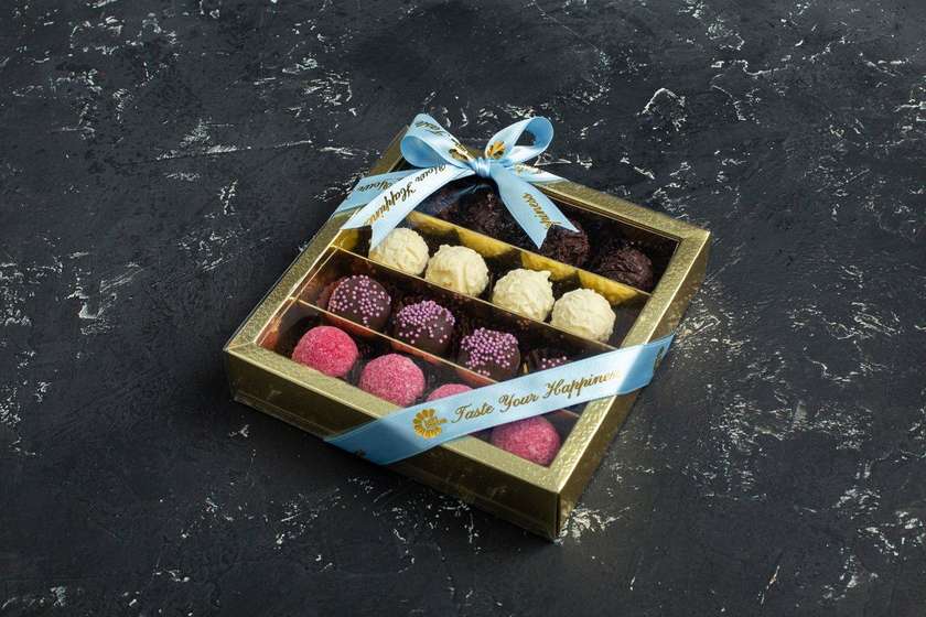 Premium Trufle Gold Qutu 260 qr / Premium Truffle Gold Box 260 gr.