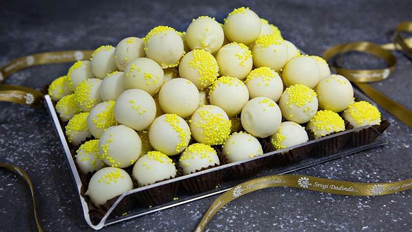 Premium Limonlu Trufel Şokolad / Premium Truffle Chocolate with Lemon