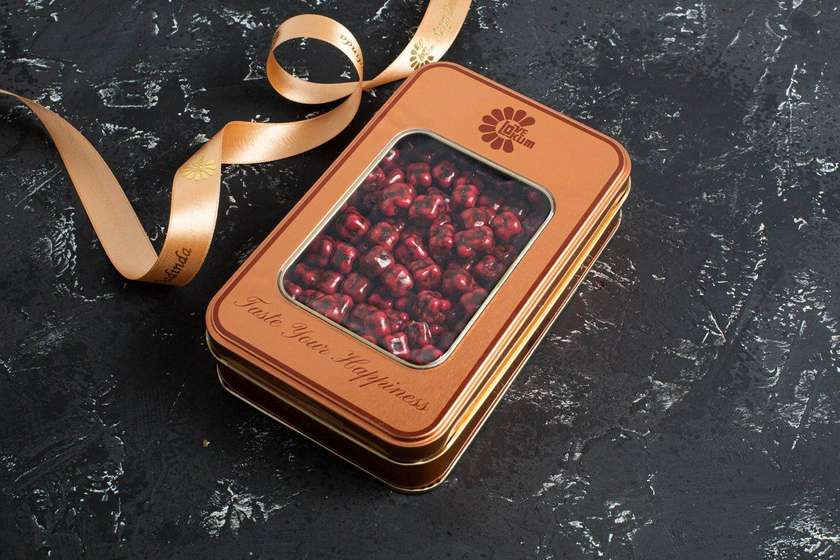 Moruqlu Kub Draje 370 qr / Cub Dragee with Raspberry 370 gr