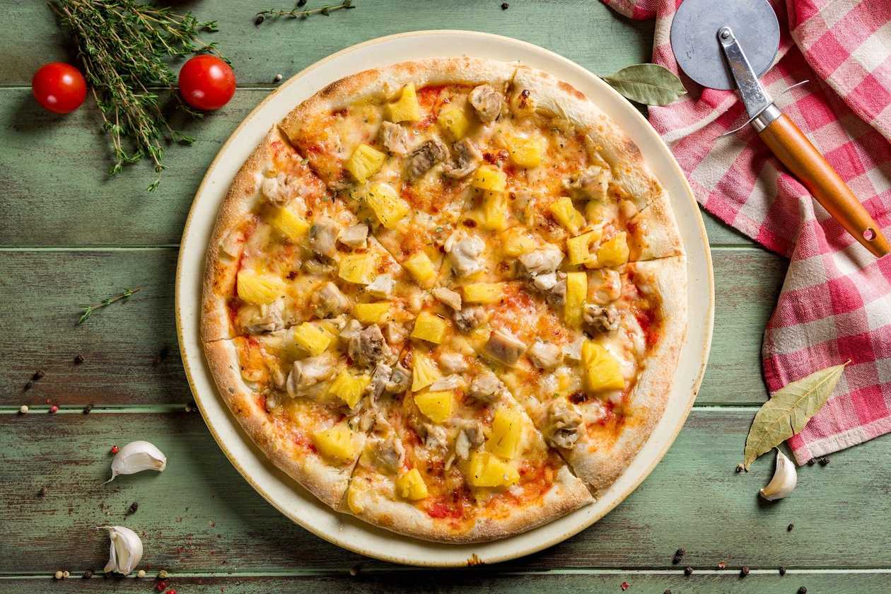 Pizza Hawaiian
