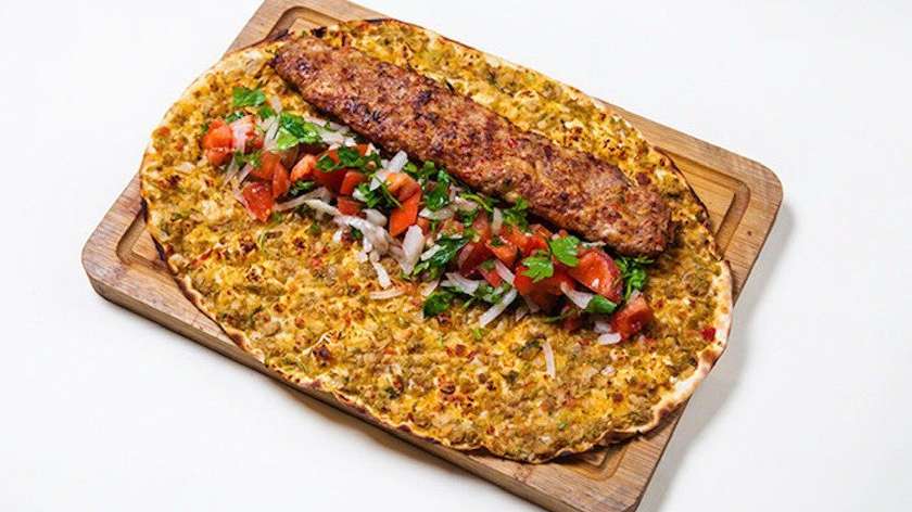Lahmacun Arası Adana