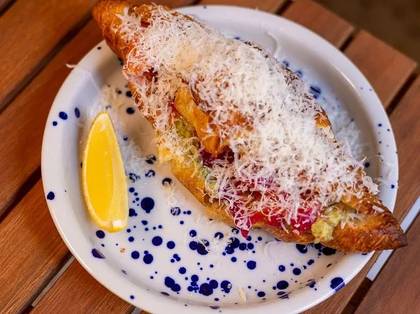 Salmon Croissant